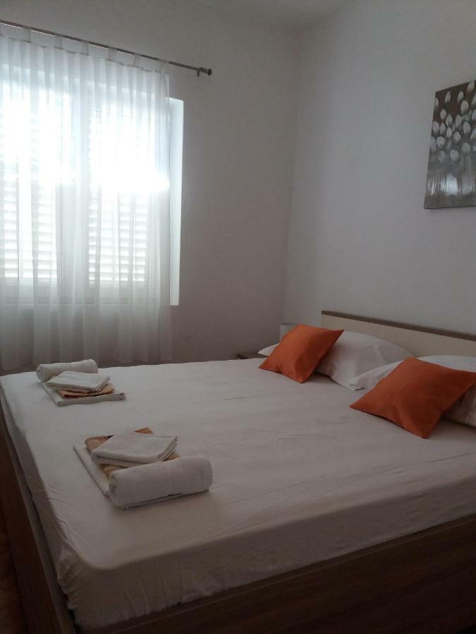 Ema Sun Apartment Ragusa Esterno foto